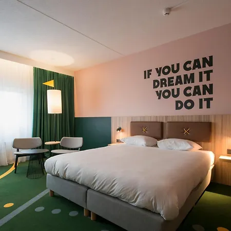 Hup Hotel